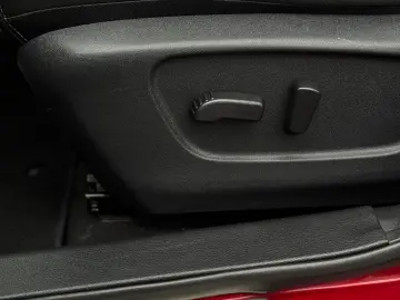 NISSAN QASHQAI TEKNA