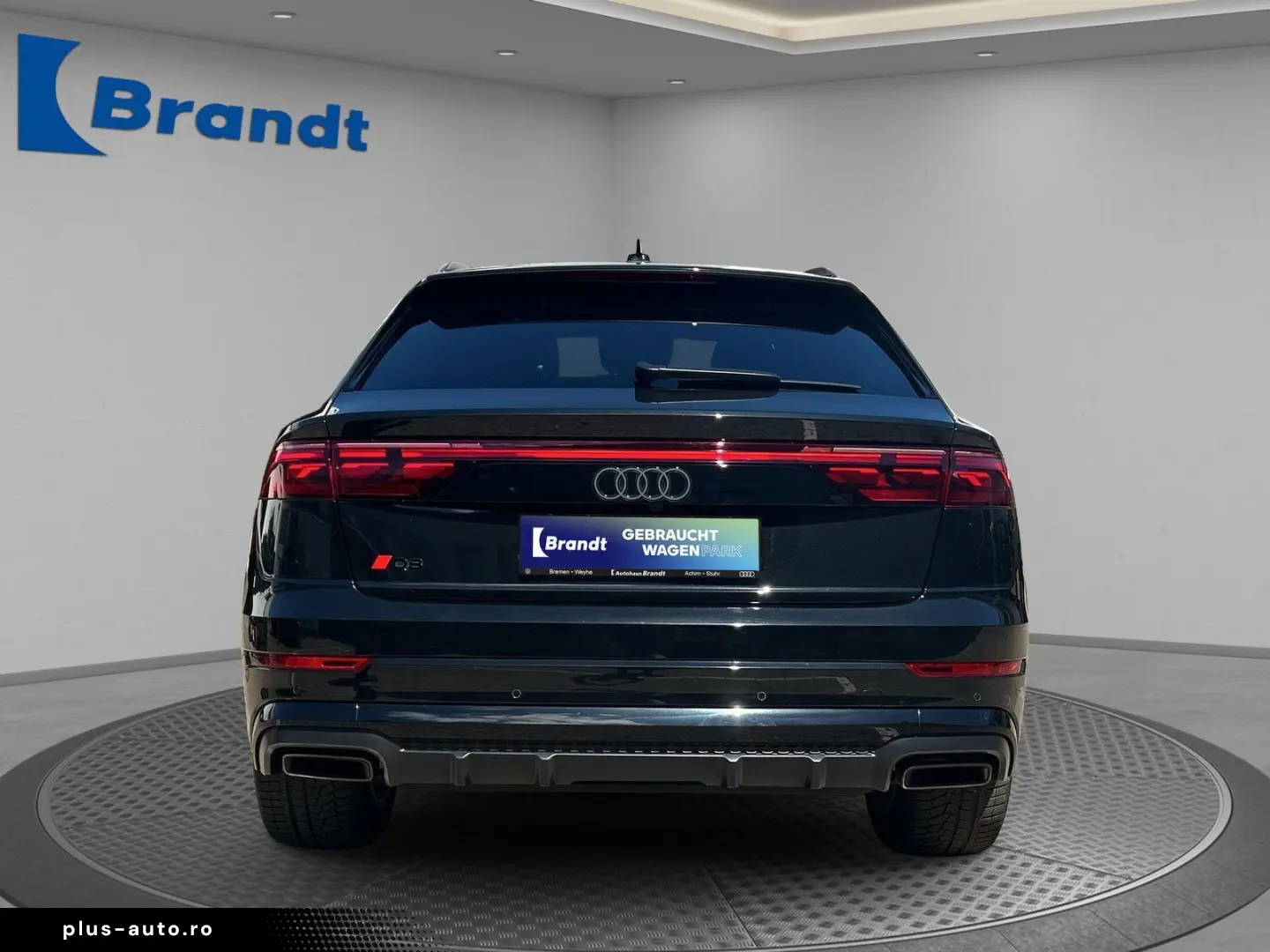 AUDI Q8 55 TFSI e quattro S-LINE MATRIX PANO HUD AHK