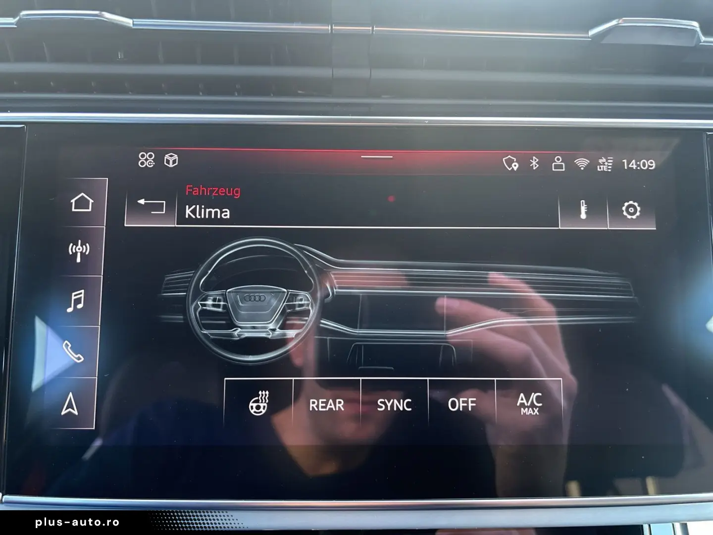 AUDI Q8 55 TFSI e quattro S-LINE MATRIX PANO HUD AHK