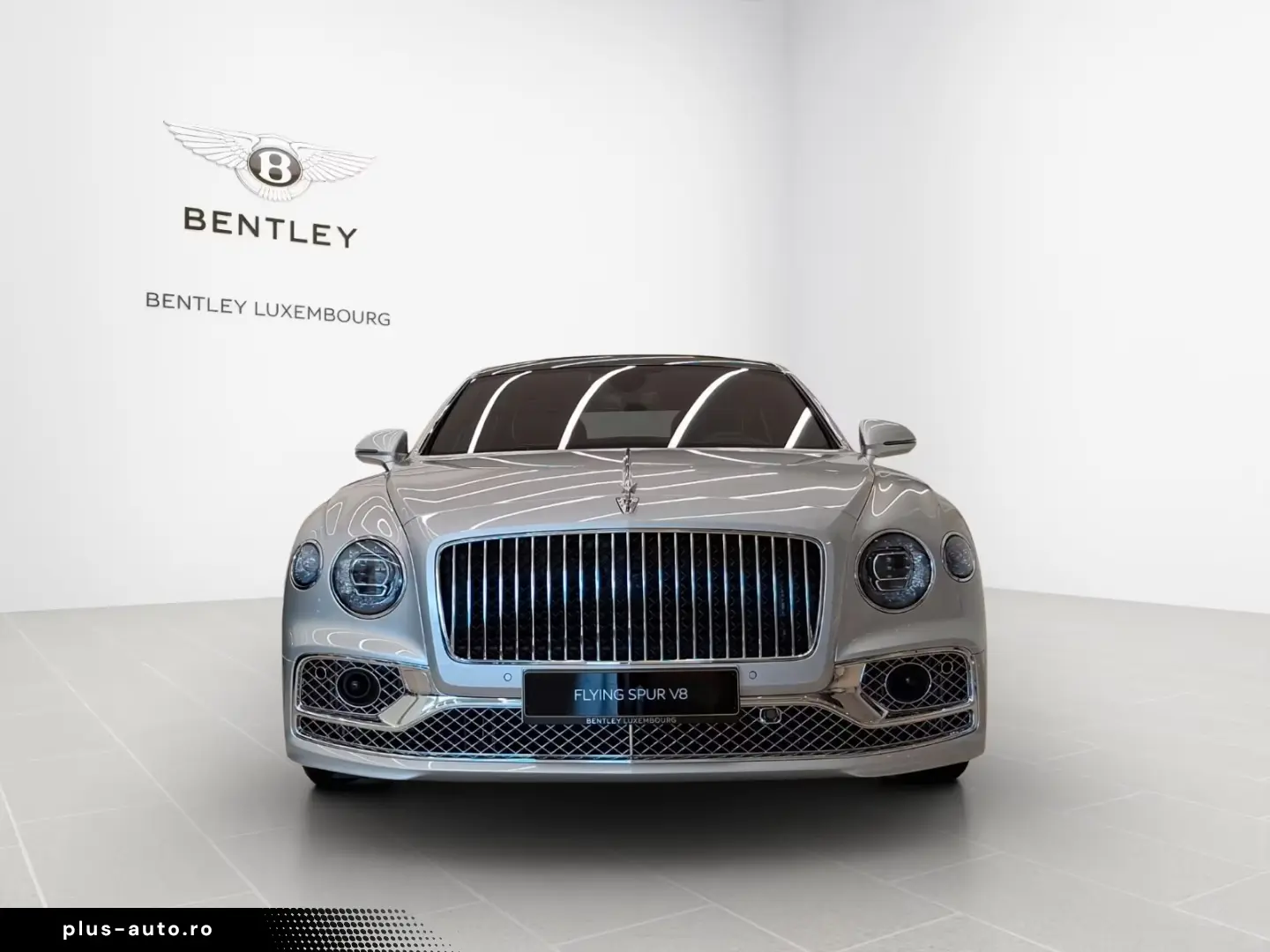 Bentley Flying Spur Azure V8