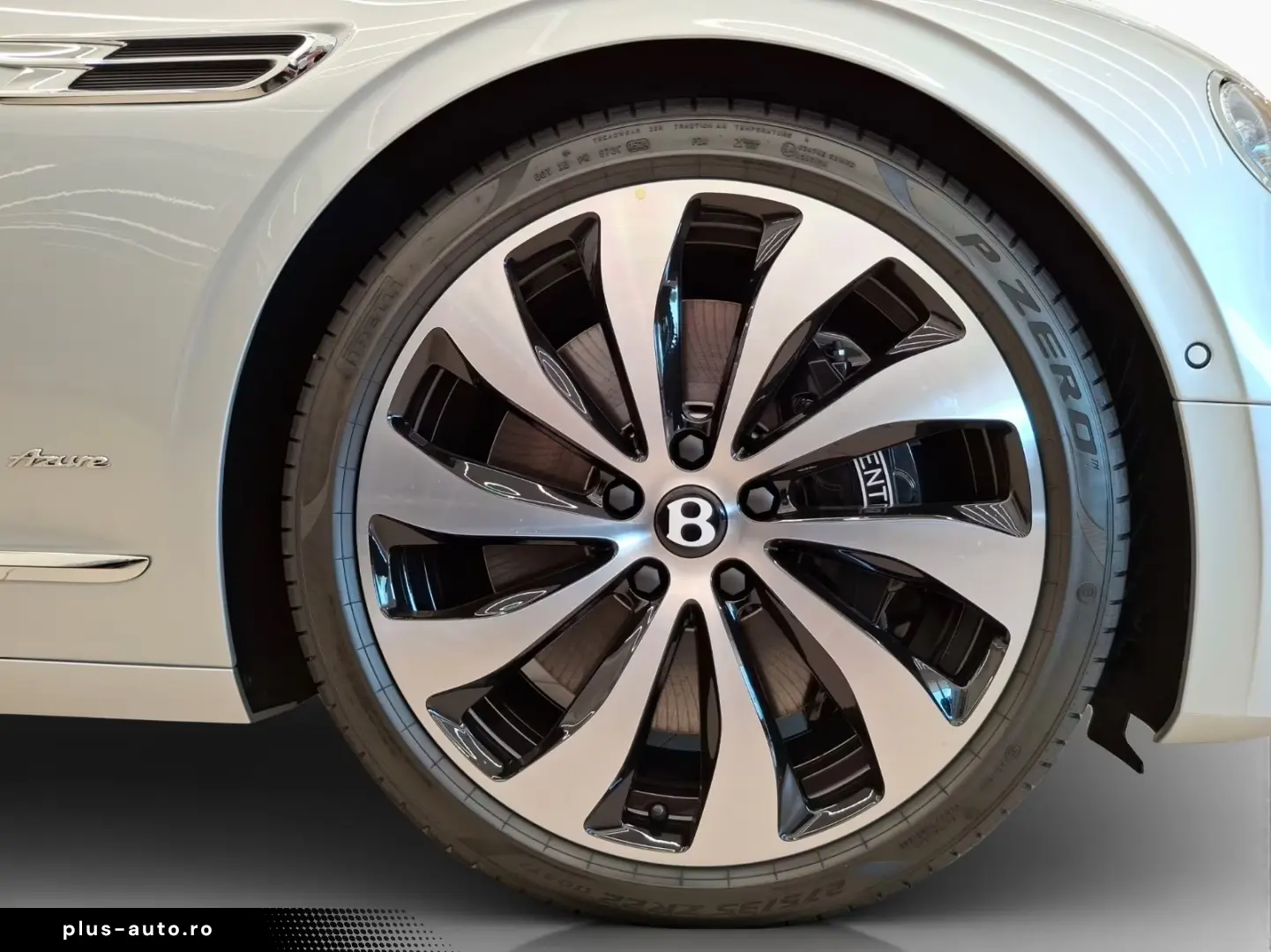 Bentley Flying Spur Azure V8