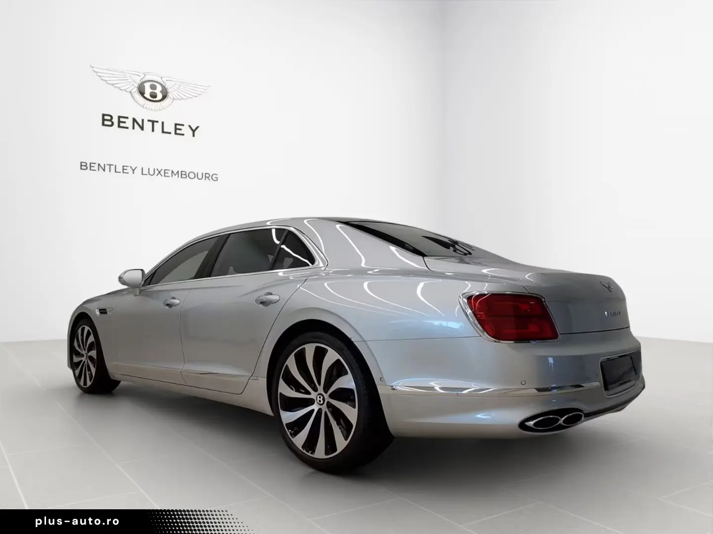 Bentley Flying Spur Azure V8