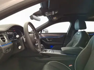 Bentley Flying Spur Azure V8