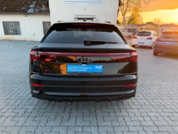 AUDI Q8 55 TFSI e quattro