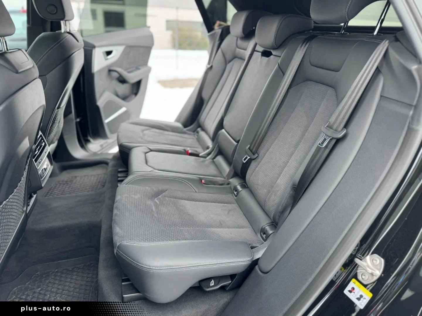 AUDI Q8 55 TFSI e quattro