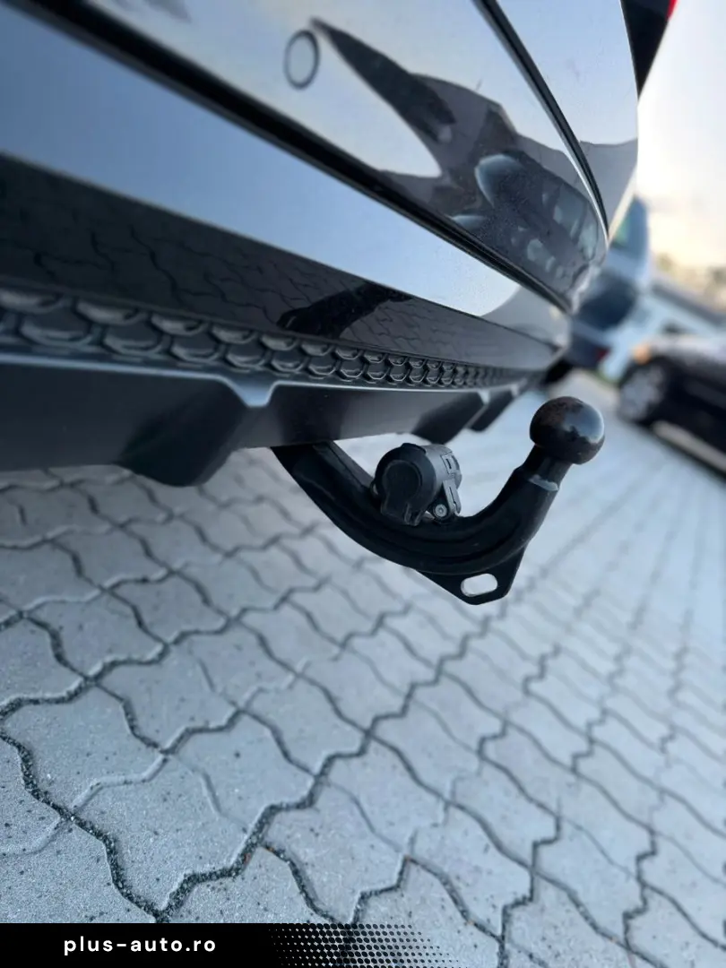 AUDI Q8 55 TFSI e quattro