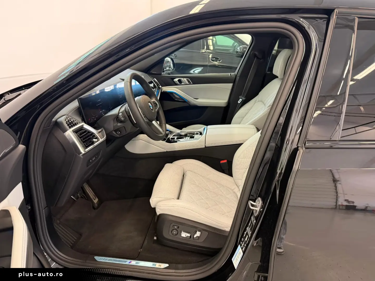 BMW X6 30 d xDrive M Sport ACC HUD PANO HARMAN LUFT