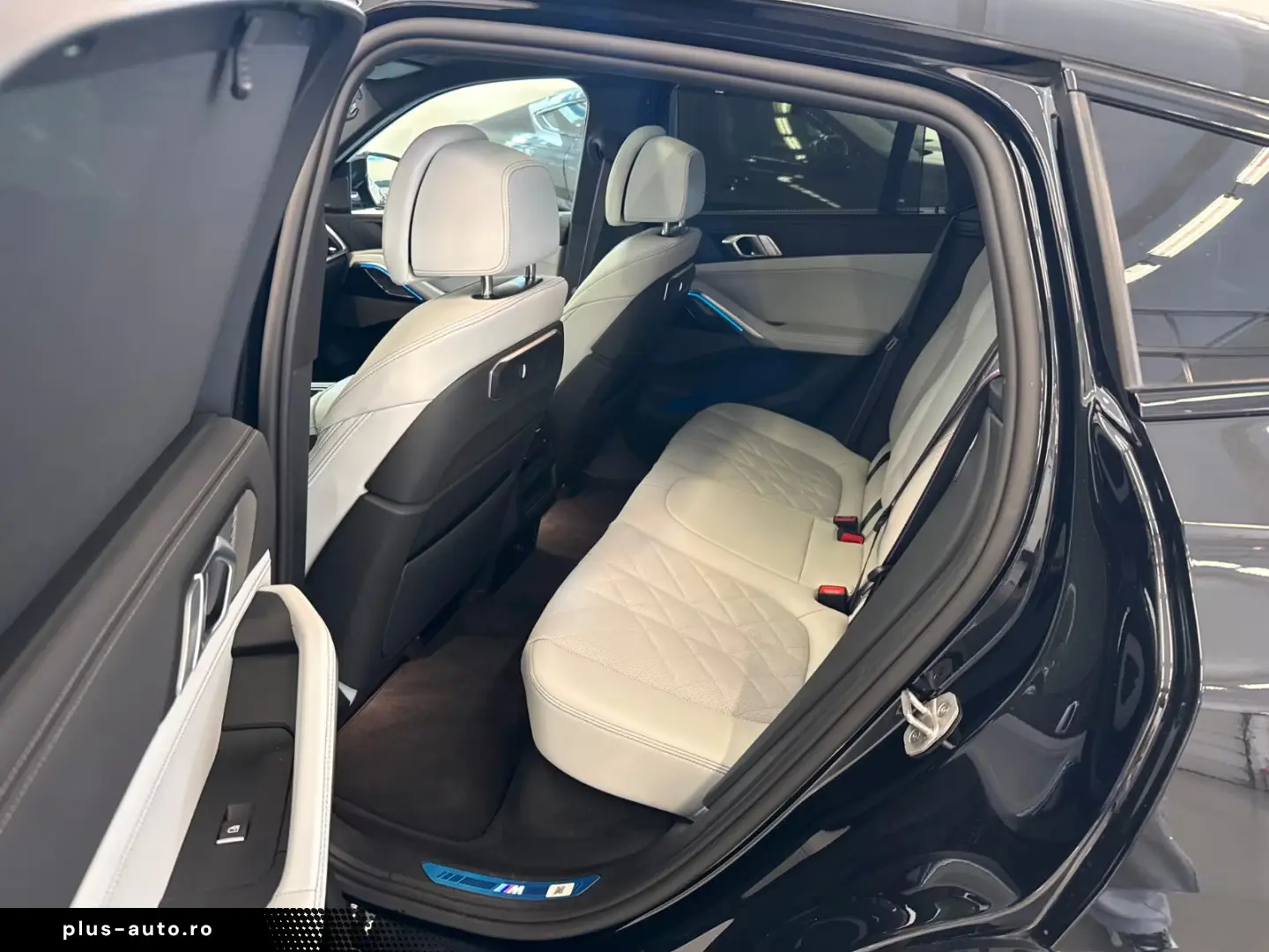 BMW X6 30 d xDrive M Sport ACC HUD PANO HARMAN LUFT