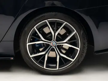 BMW 545e xDrive MSport Packet