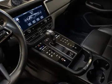PORSCHE Macan Standheizung BOSE  Panorama