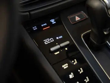 PORSCHE Macan Standheizung BOSE  Panorama