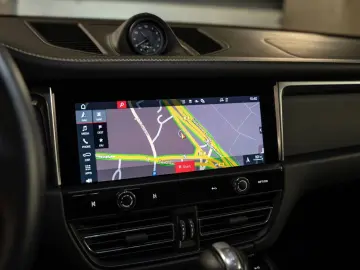 PORSCHE Macan Standheizung BOSE  Panorama