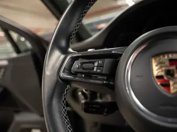 PORSCHE Macan Standheizung BOSE  Panorama