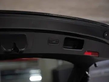 PORSCHE Macan Standheizung BOSE  Panorama