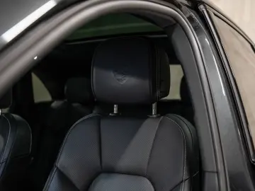 PORSCHE Macan Standheizung BOSE  Panorama