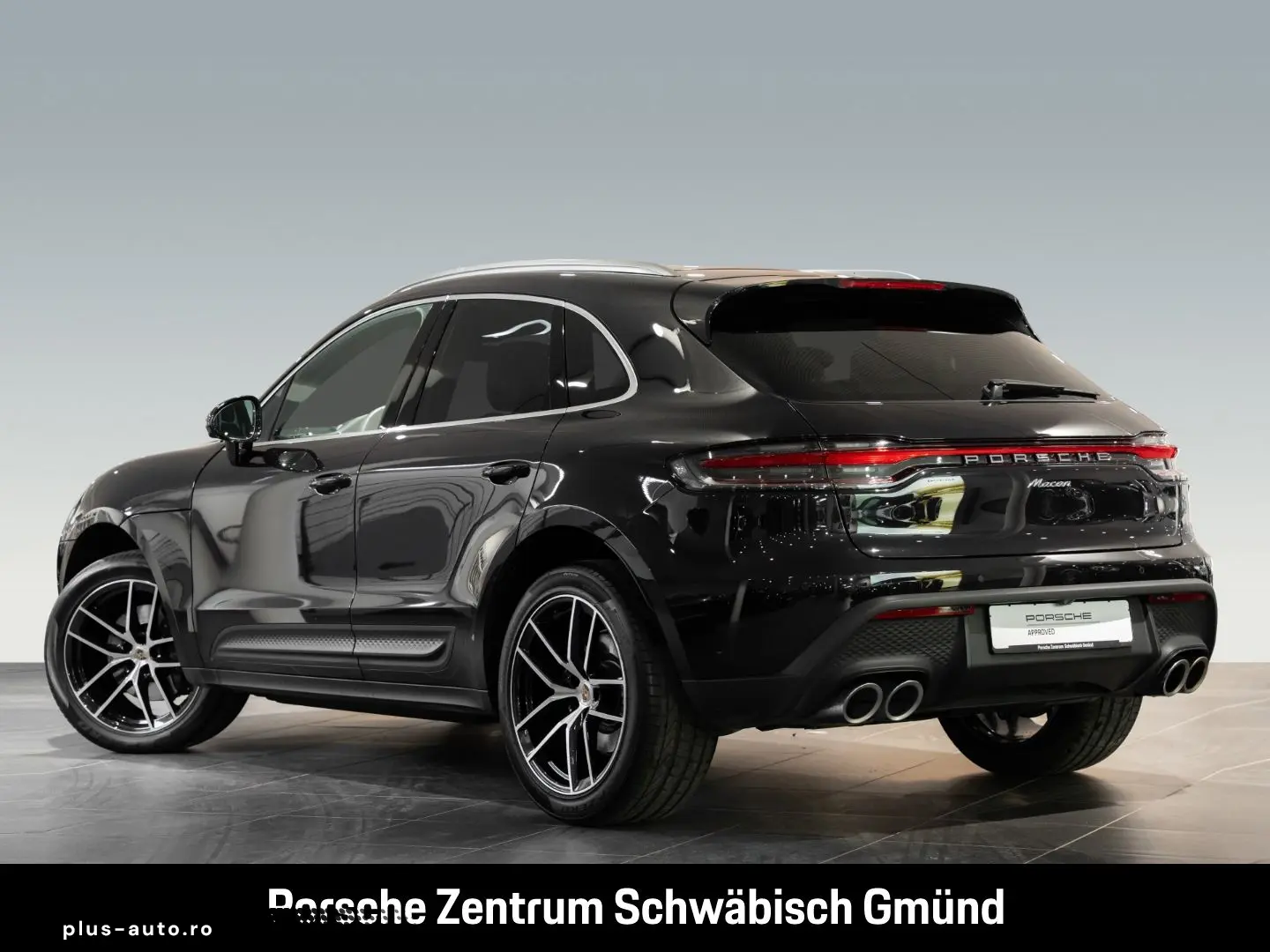 PORSCHE Macan Surround-View BOSE Luftfederung 20-Zoll