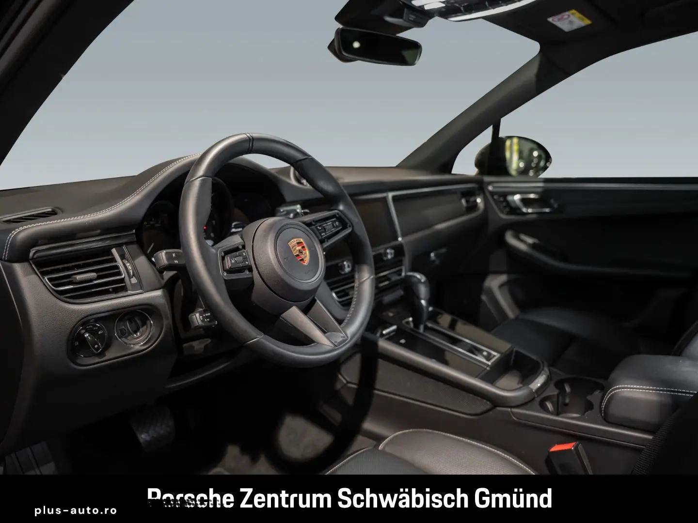 PORSCHE Macan Surround-View BOSE Luftfederung 20-Zoll