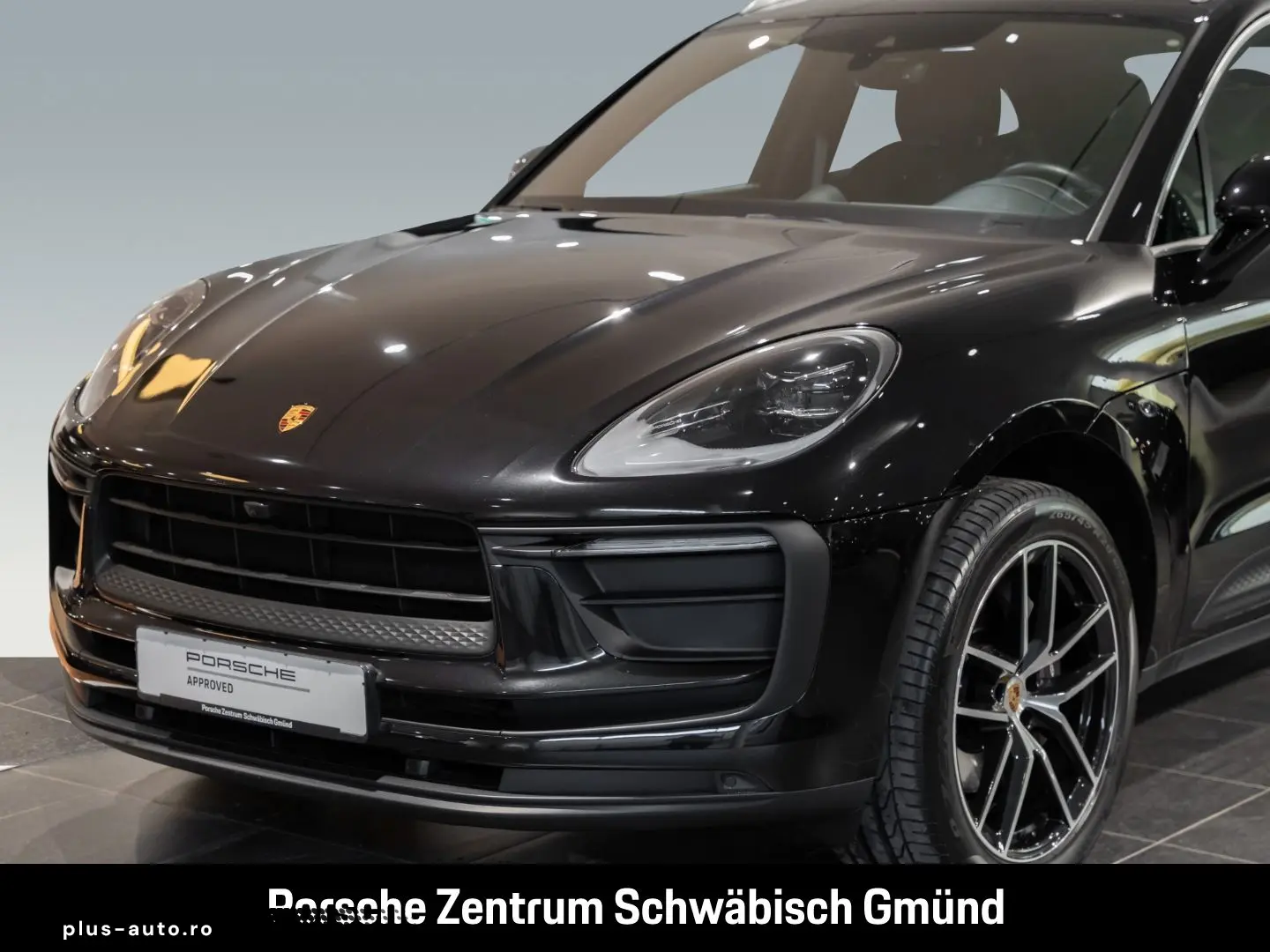 PORSCHE Macan Surround-View BOSE Luftfederung 20-Zoll