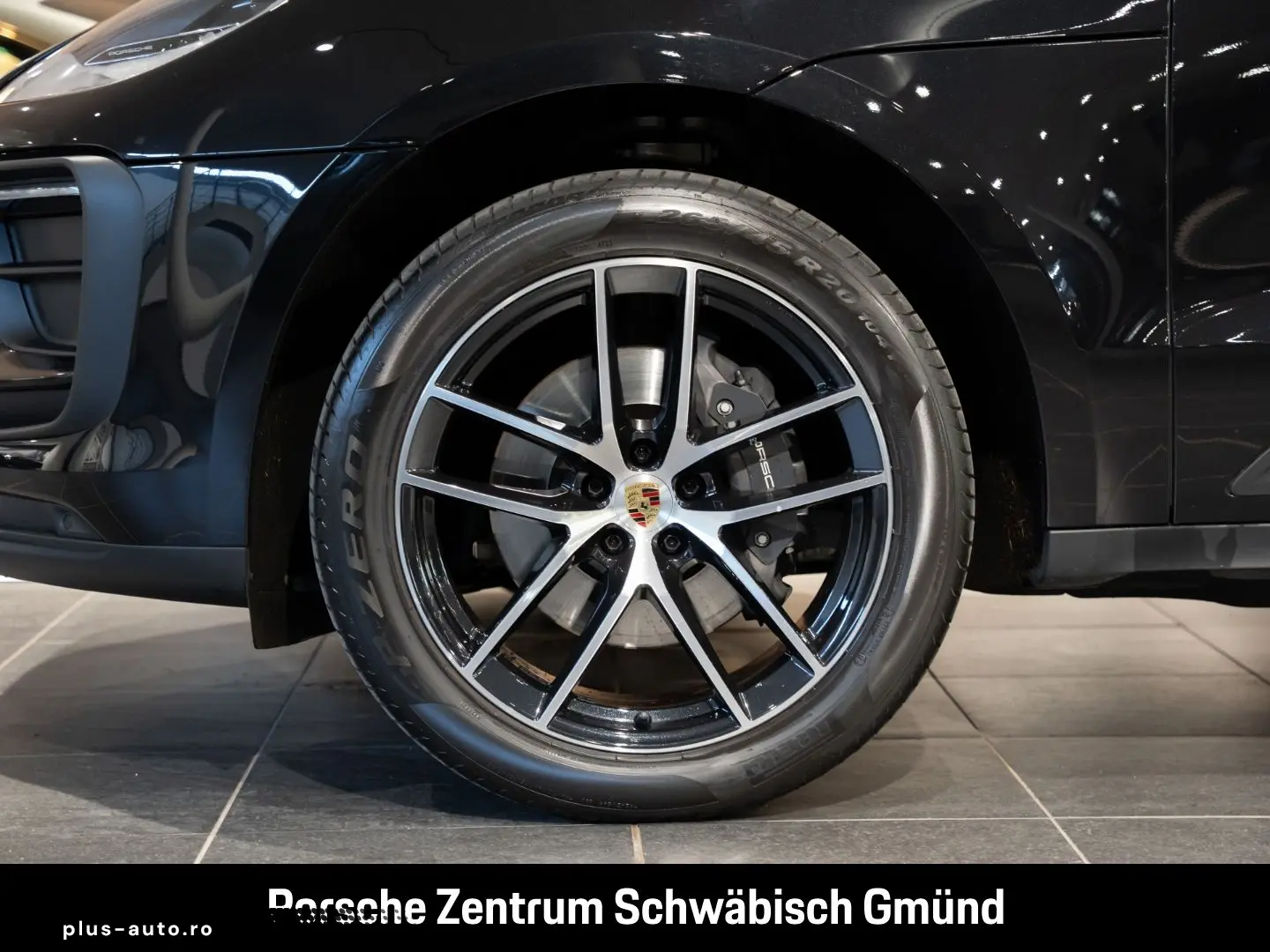 PORSCHE Macan Surround-View BOSE Luftfederung 20-Zoll