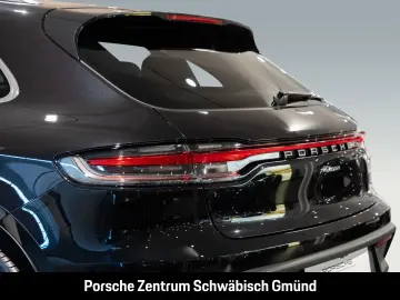 PORSCHE Macan Surround-View BOSE Luftfederung 20-Zoll