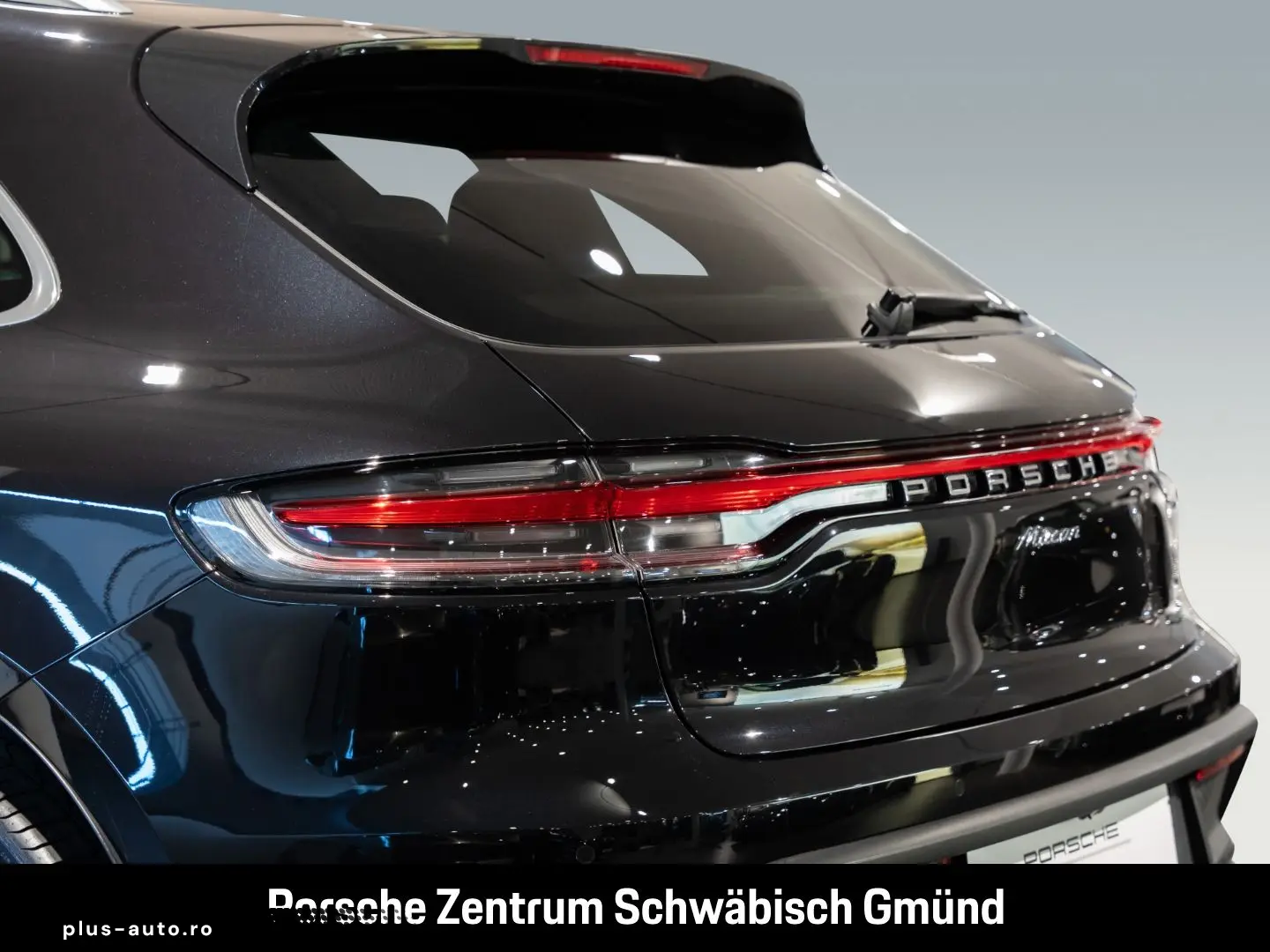 PORSCHE Macan Surround-View BOSE Luftfederung 20-Zoll