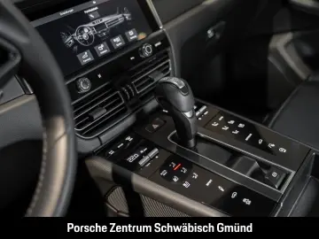 PORSCHE Macan Surround-View BOSE Luftfederung 20-Zoll