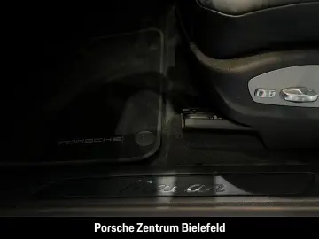 PORSCHE Macan Panorama Surround-View Rückfahrkamera LED
