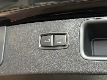 PORSCHE Macan GTS Pano BOSE Leder Memory Luftfeder. AHK