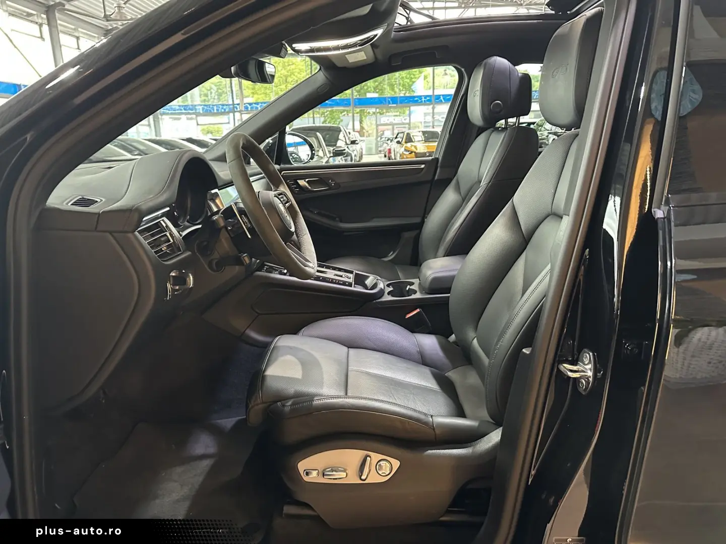 PORSCHE Macan GTS Pano BOSE Leder Memory Luftfeder. AHK