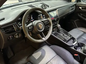 PORSCHE Macan GTS Pano BOSE Leder Memory Luftfeder. AHK
