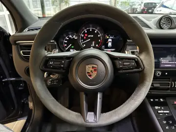 PORSCHE Macan GTS Pano BOSE Leder Memory Luftfeder. AHK