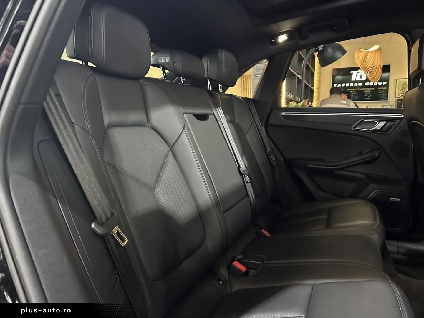 PORSCHE Macan GTS Pano BOSE Leder Memory Luftfeder. AHK