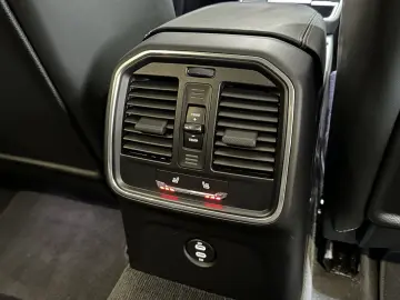 PORSCHE Macan GTS Pano BOSE Leder Memory Luftfeder. AHK