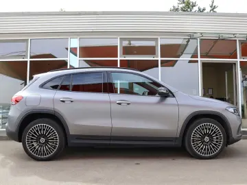 MERCEDES-BENZ EQA 250  Night TOTW AMG 20``