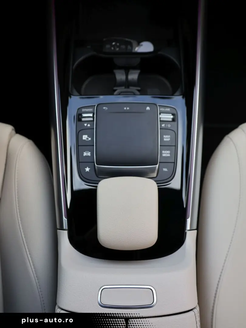 MERCEDES-BENZ EQA 250  Night TOTW AMG 20``