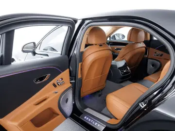 Bentley Flying Spur V8 Hybrid MY2026