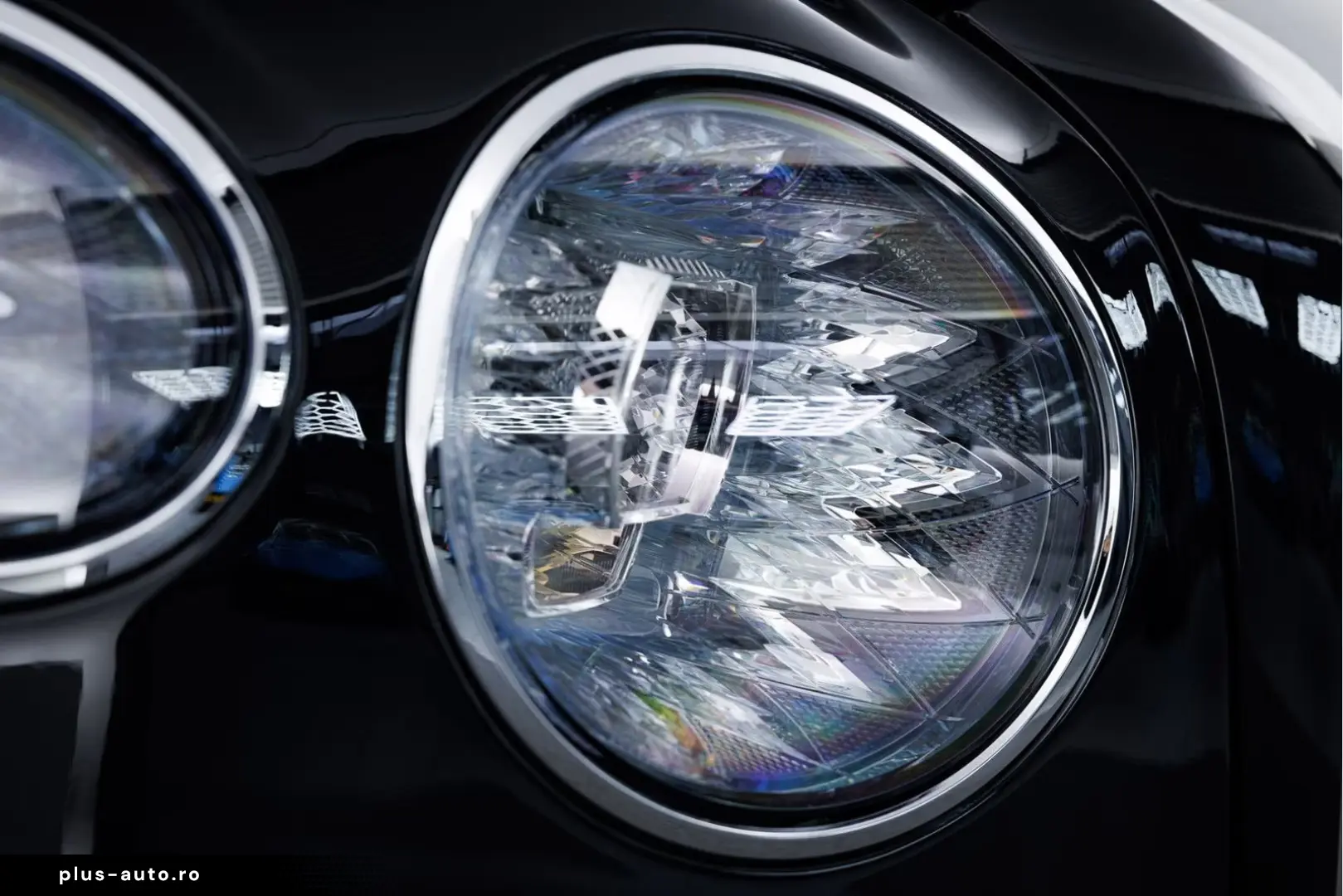 Bentley Flying Spur V8 Hybrid MY2026