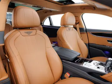 Bentley Flying Spur V8 Hybrid MY2026