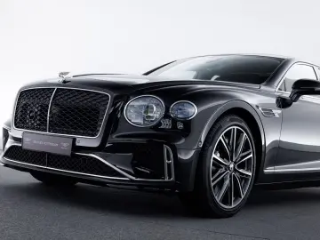 Bentley Flying Spur V8 Hybrid MY2026