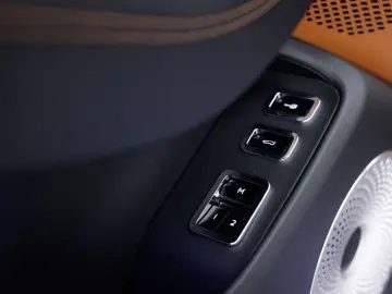 Bentley Flying Spur V8 Hybrid MY2026