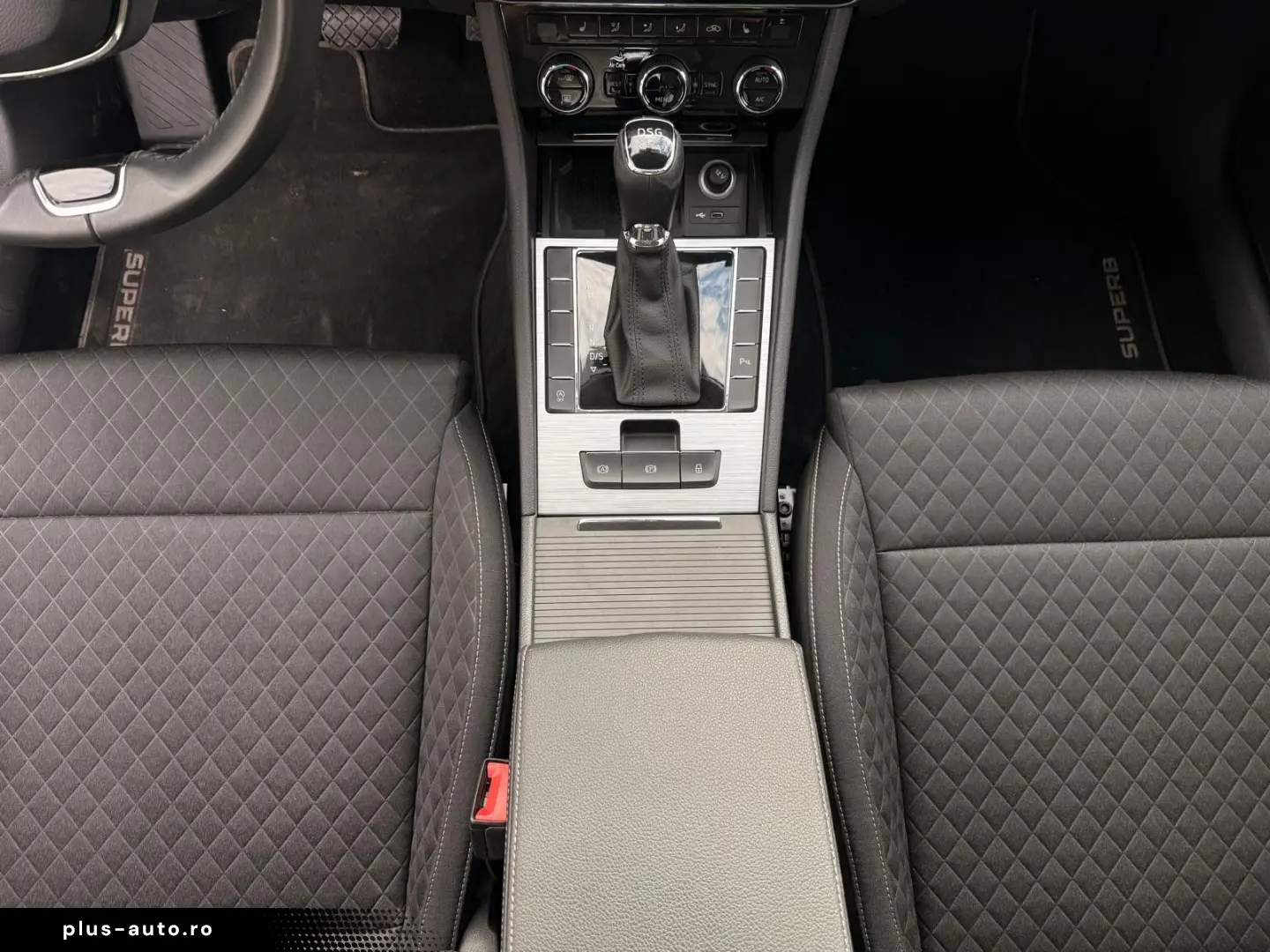 SKODA Superb 2.0 TDI DSG Ambition LED PDC SHZ VIRTUAL