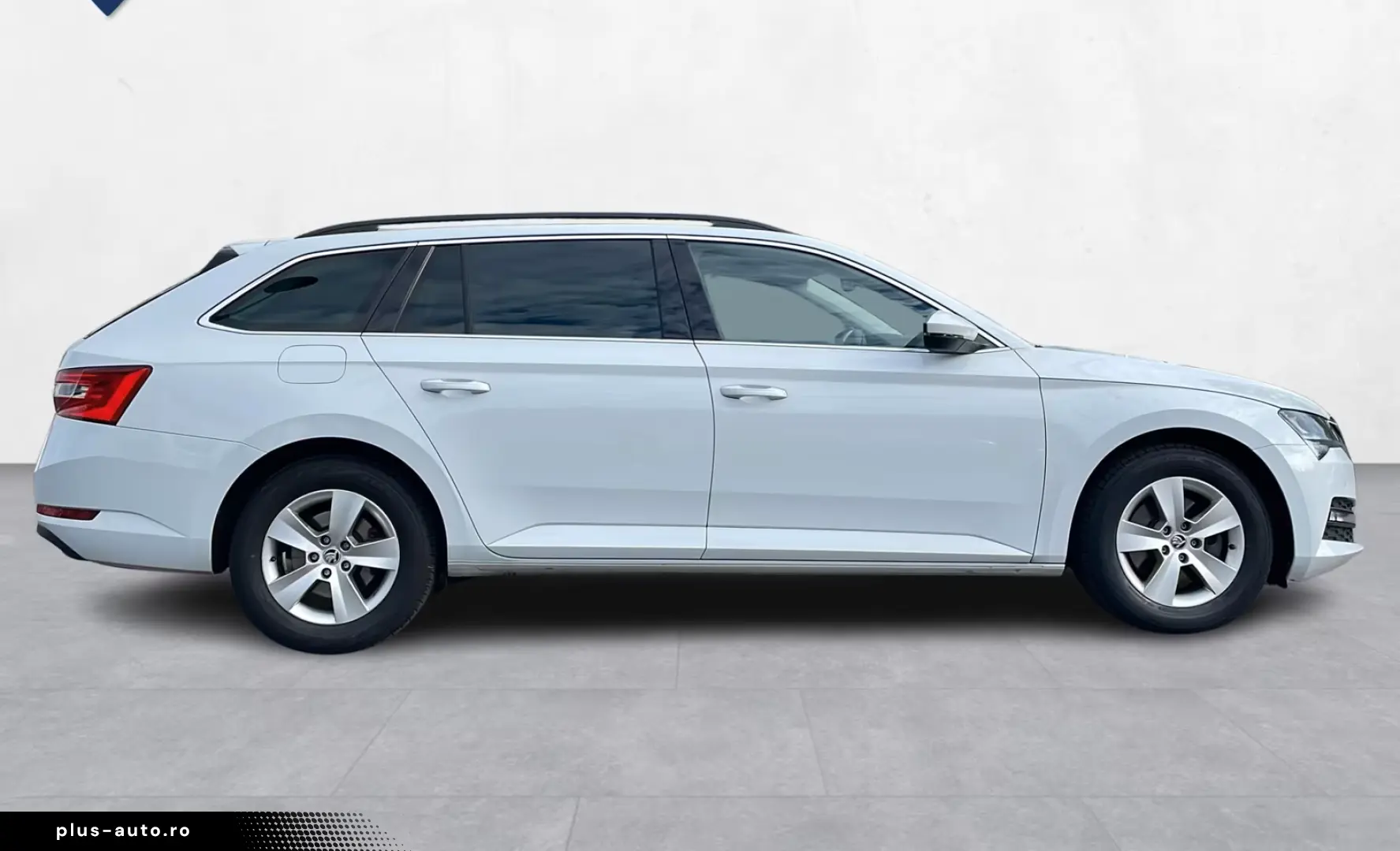 SKODA Superb 2.0 TDI DSG Ambition LED PDC SHZ VIRTUAL