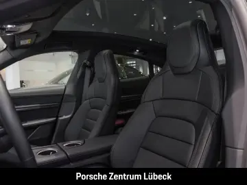 Porsche Taycan Nachtsicht HA-Lenkung Soft-Close InnoDriv