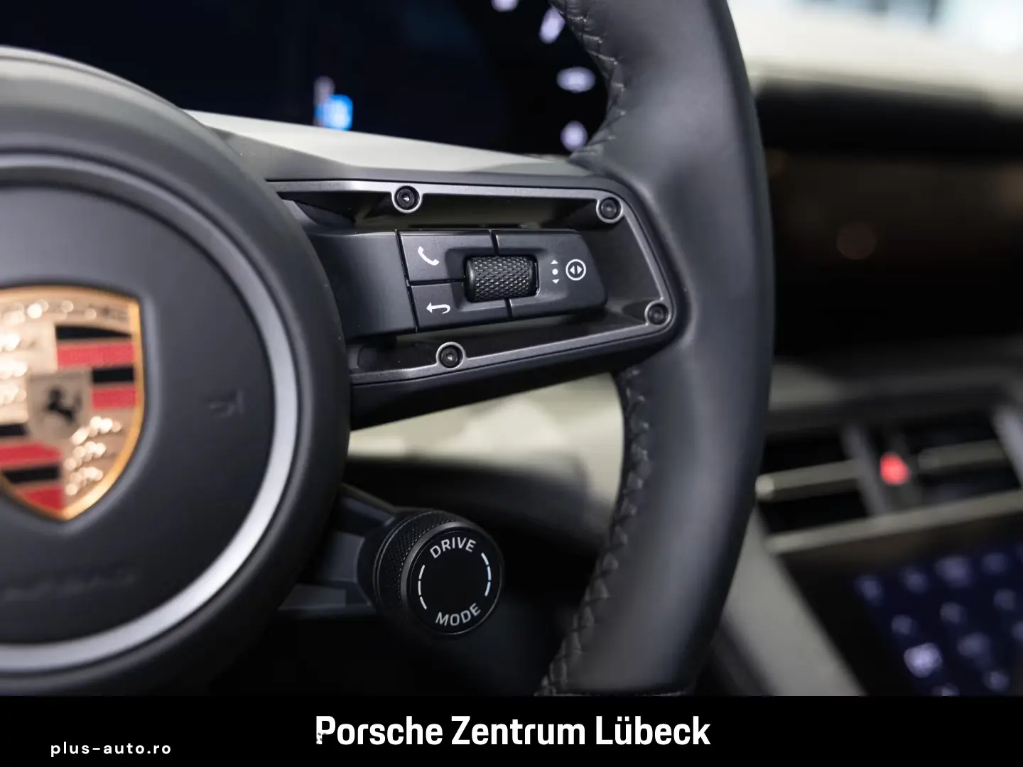 Porsche Taycan Nachtsicht HA-Lenkung Soft-Close InnoDriv