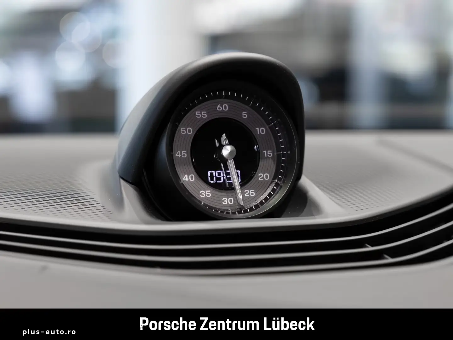 Porsche Taycan Nachtsicht HA-Lenkung Soft-Close InnoDriv