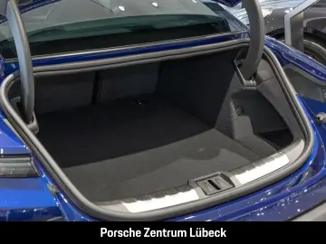 Porsche Taycan Nachtsicht HA-Lenkung Soft-Close InnoDriv
