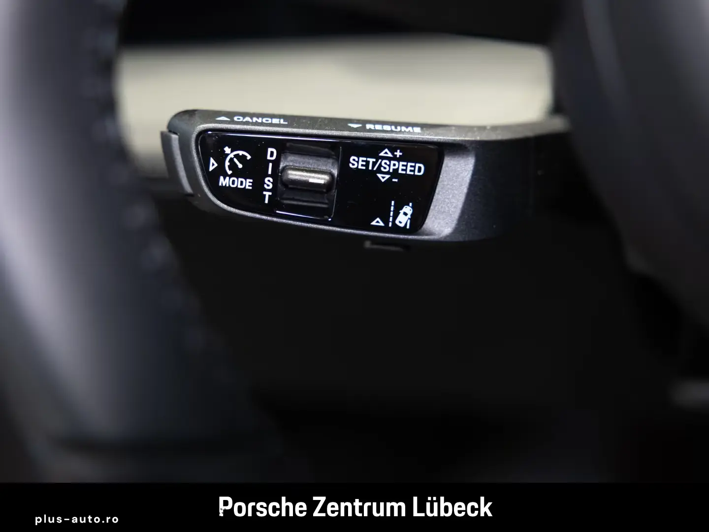 Porsche Taycan Nachtsicht HA-Lenkung Soft-Close InnoDriv