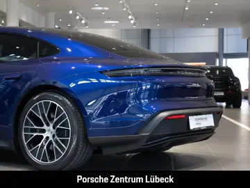 Porsche Taycan Nachtsicht HA-Lenkung Soft-Close InnoDriv