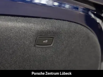 Porsche Taycan Nachtsicht HA-Lenkung Soft-Close InnoDriv