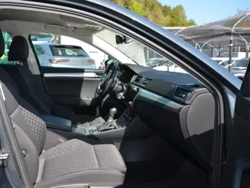 SKODA Superb Kombi 2 0 TDI DSG LED 1.BESITZ EXP 16.200